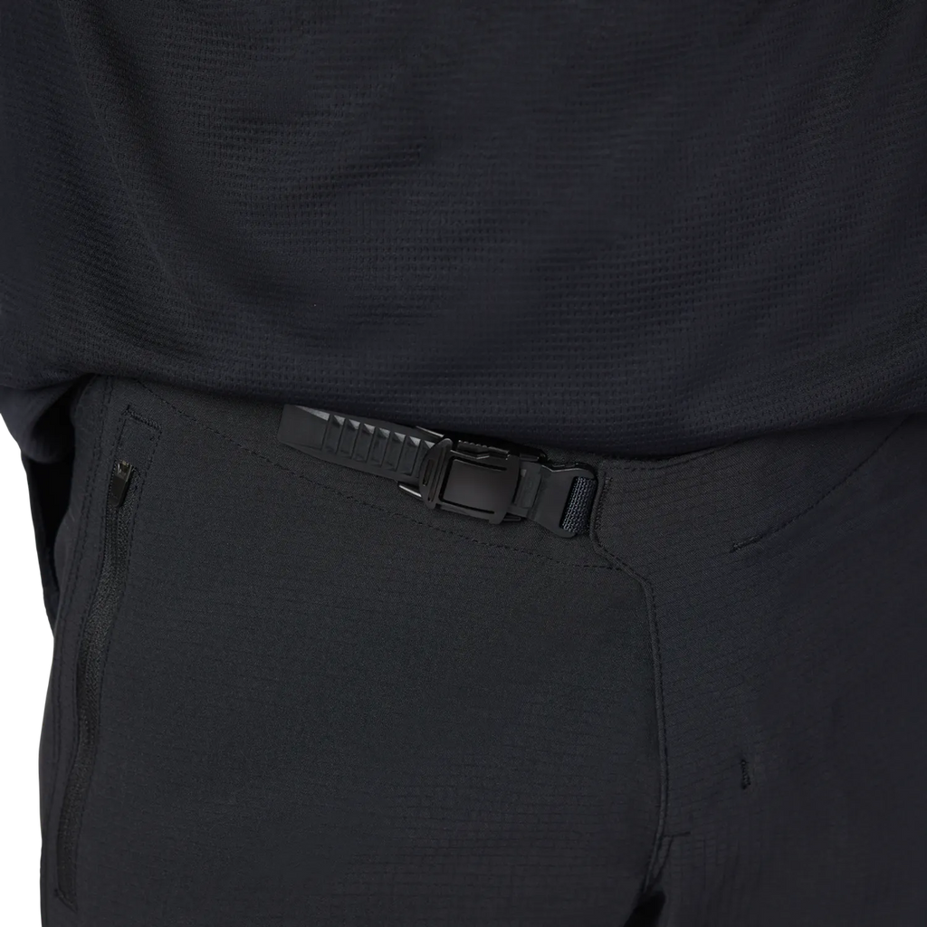 Defend Pant Black