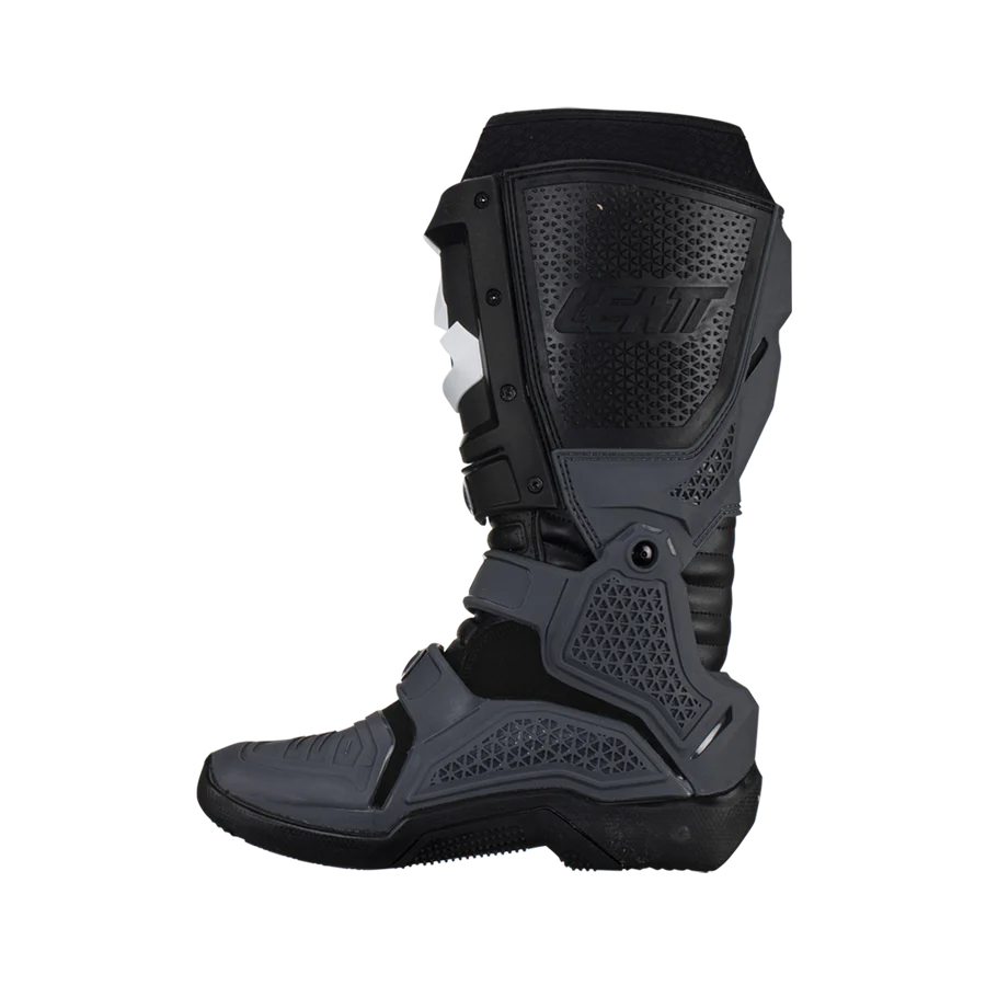 Boots 4.5 HydraDri