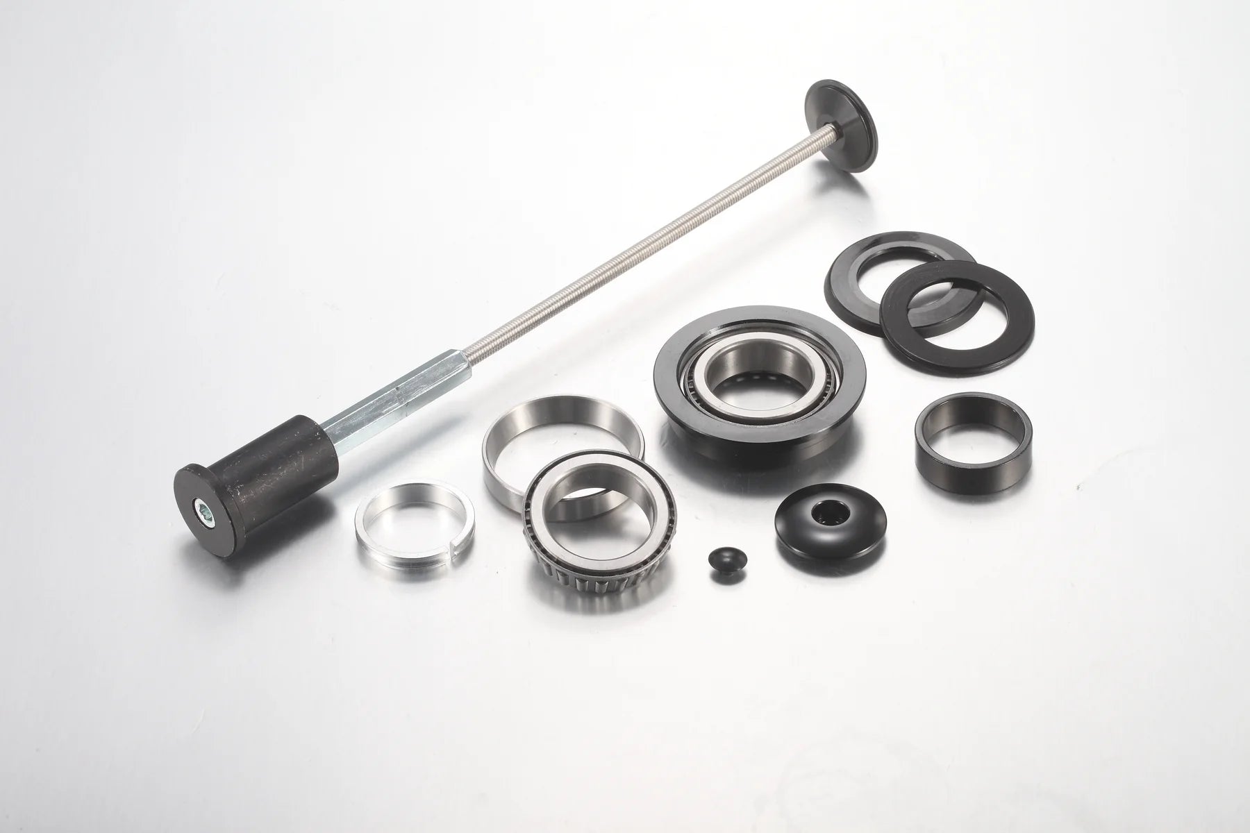 SHE7104 - Tapered Roller Bearing Kit - SS3.0/SR