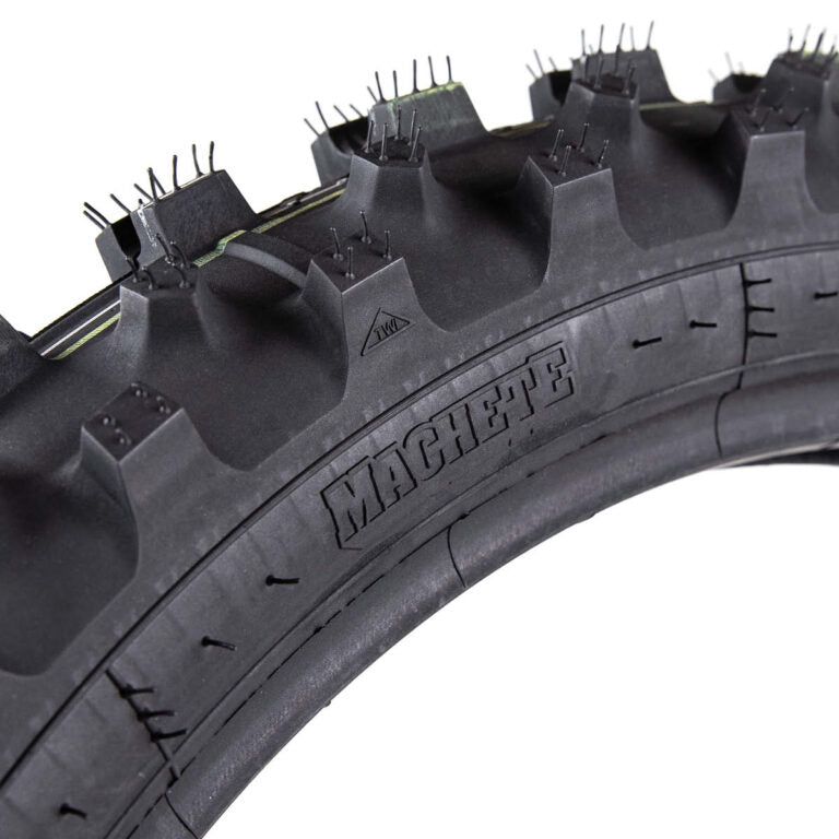 Machete - 90/100-21"